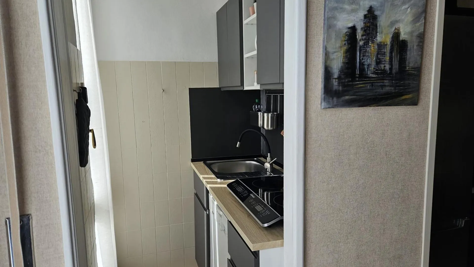 Apartment Homegallery - Elegante Appartamento Milanese